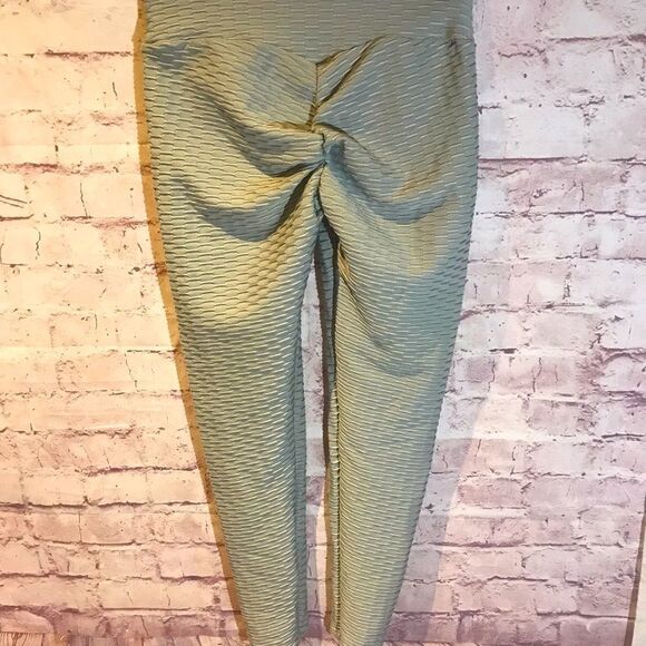 Athletic grey pants  - Picture 1 of 2